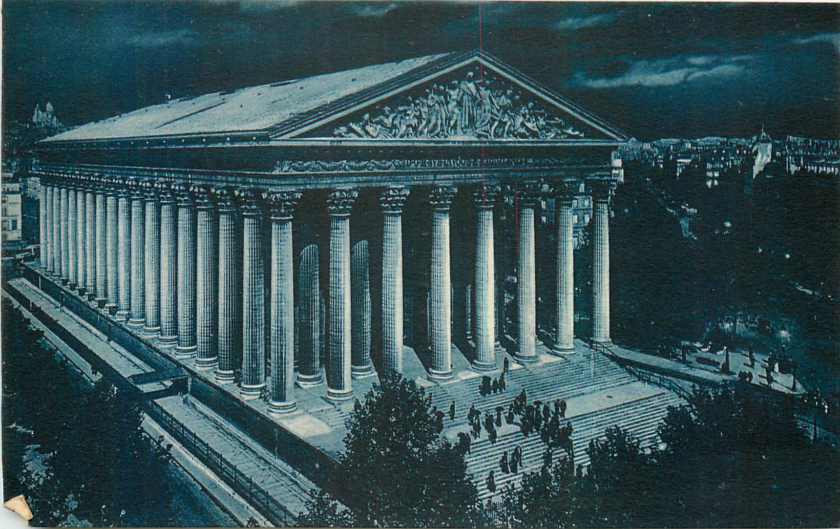 CPA Paris la Nuit Eglise de la Madeleine 