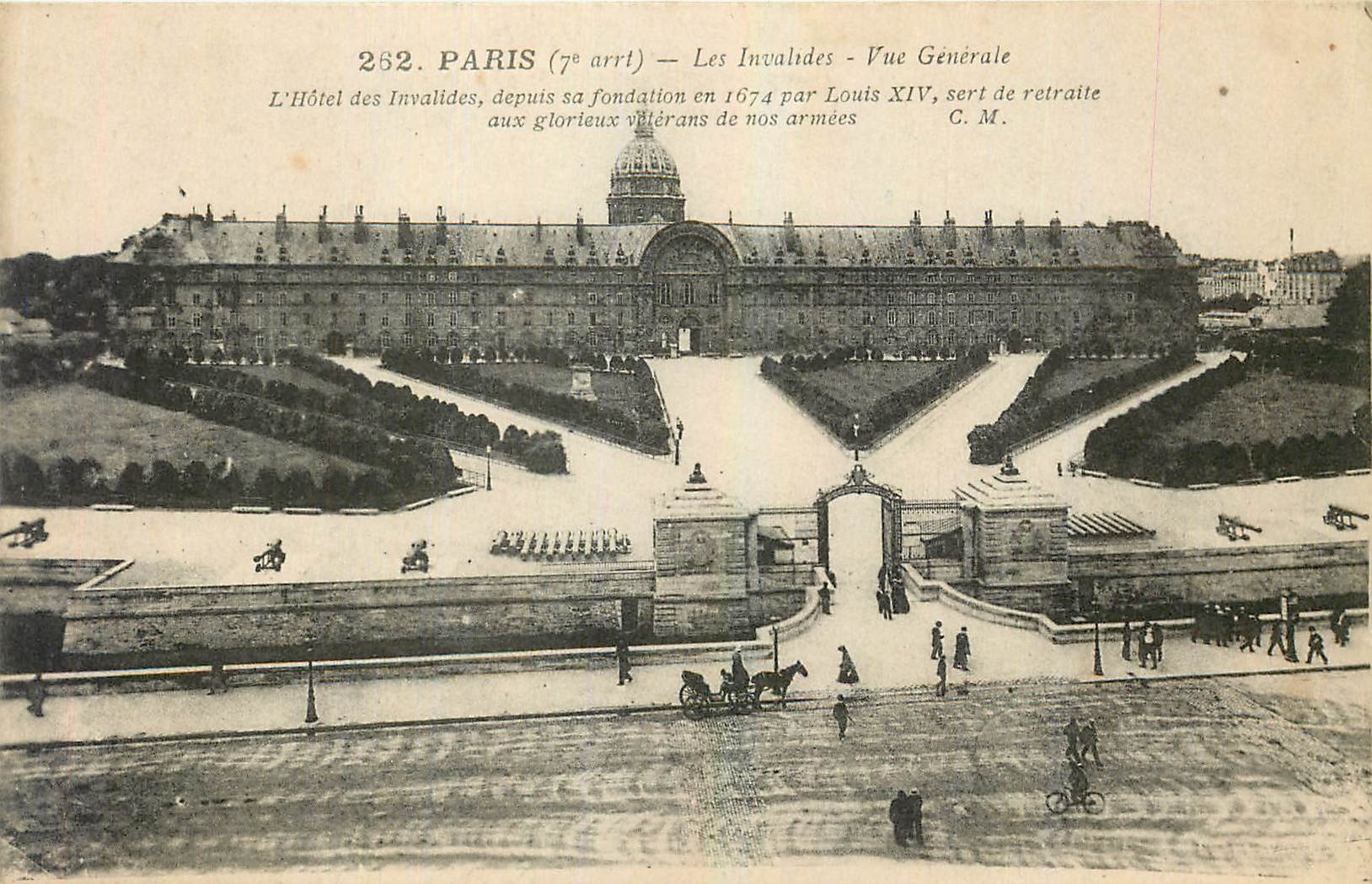 CPA Paris Les Invalides Vue Generale 