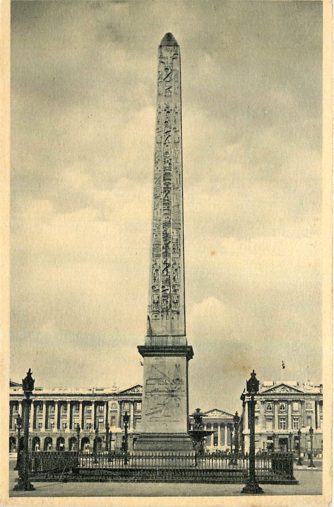 CPA l'Obelisque de Louqsor 