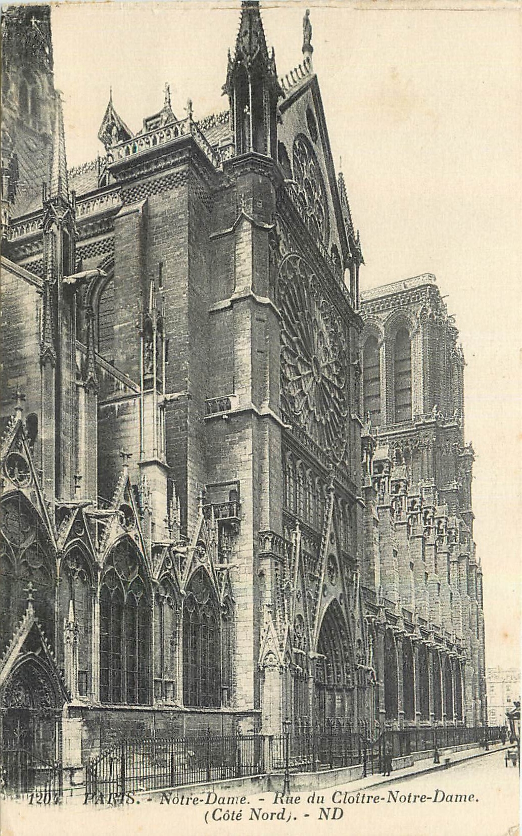 CPA Paris Notre Dame Rue du Cloitre Notre Dame 