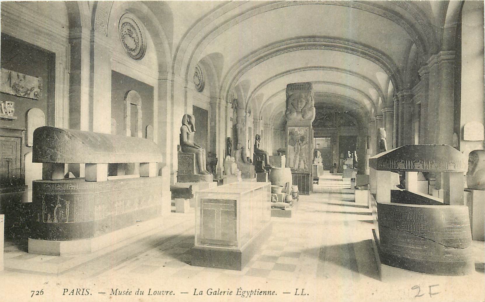 CPA Paris Musee du Louvre La Galerie Egyptienne  Egypte