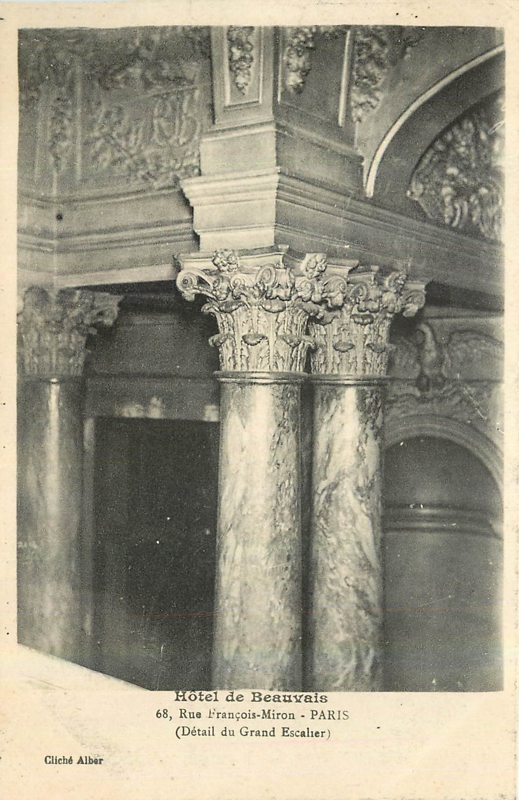 CPA Hotel de Beauvais Detail du Grand Escalier 