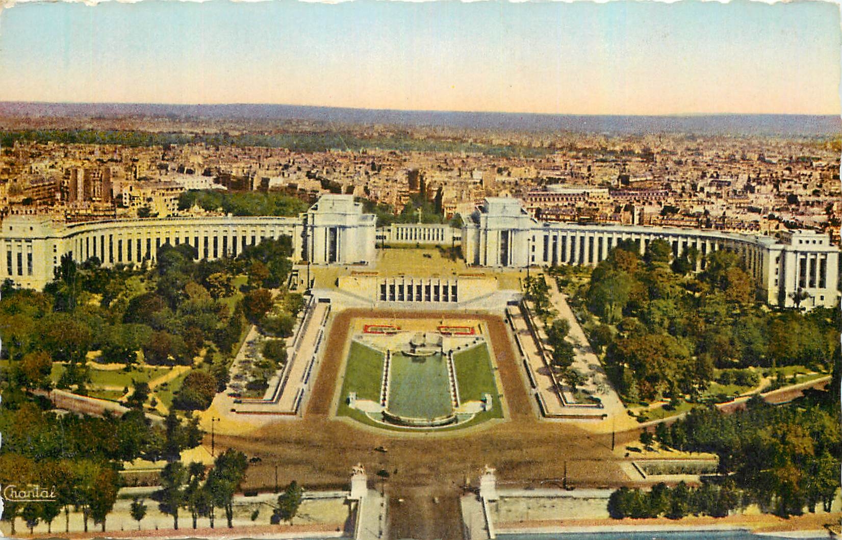 CPA Paeis Le Palais de Chaillot vu de la Tour Eiffel 