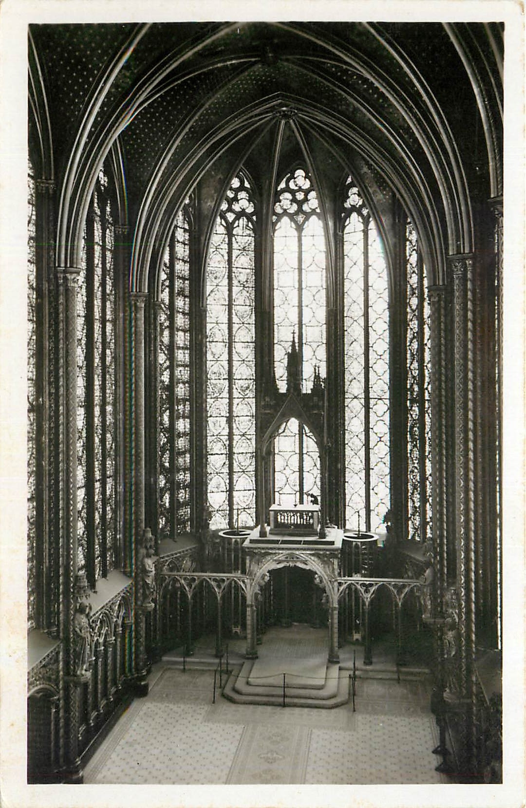 CPA Paris La Sainte Chapelle Chapelle Haute Le choeur 