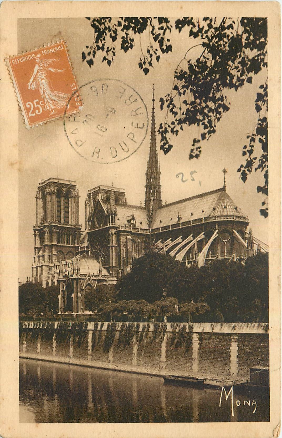 CPA Paris Notre Dame Les Tours le Portail Sud et l'Abside 