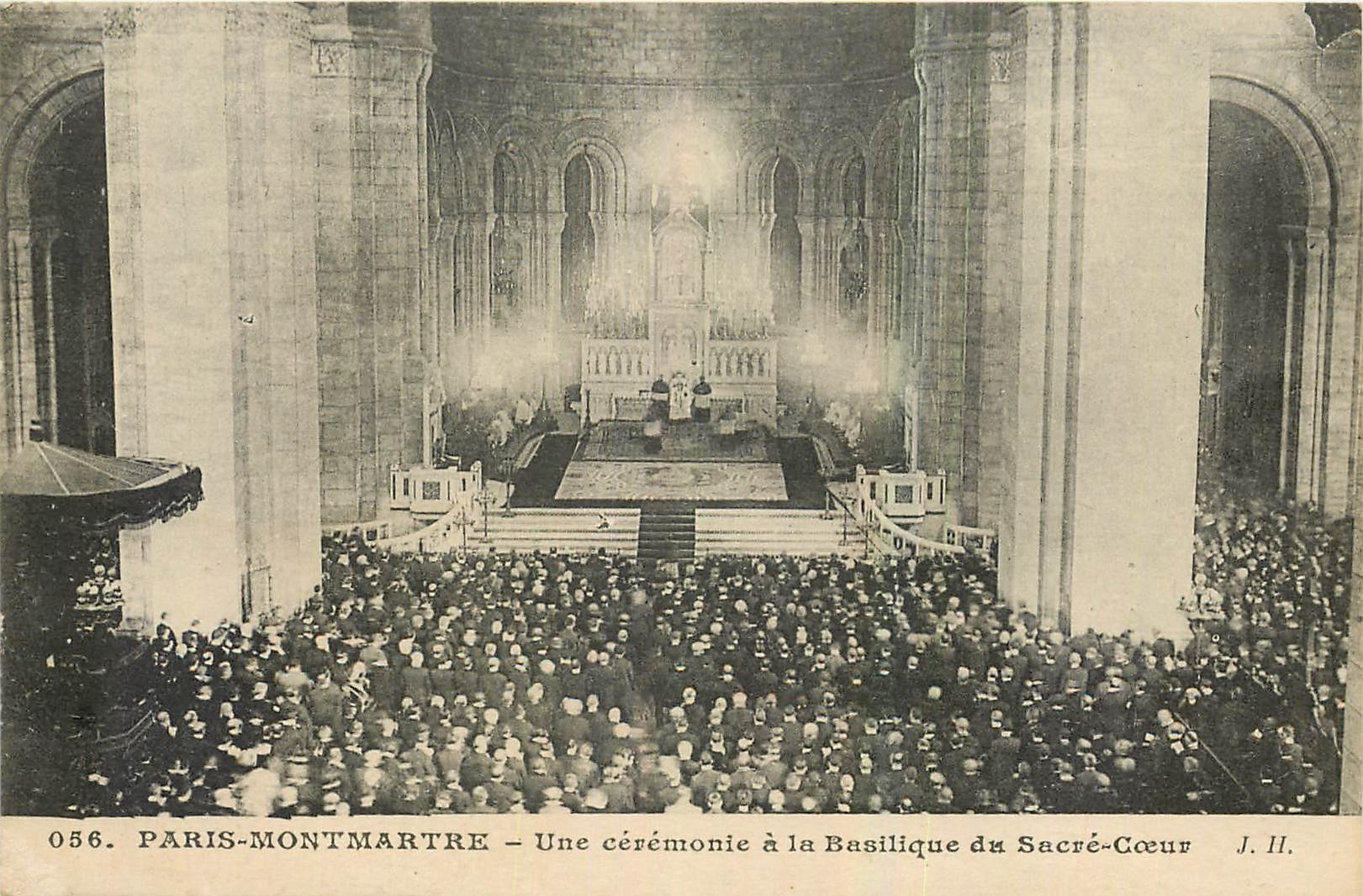 CPA Paris Montmartre Une ceremonie a la Basilique du Sacre Coeur 