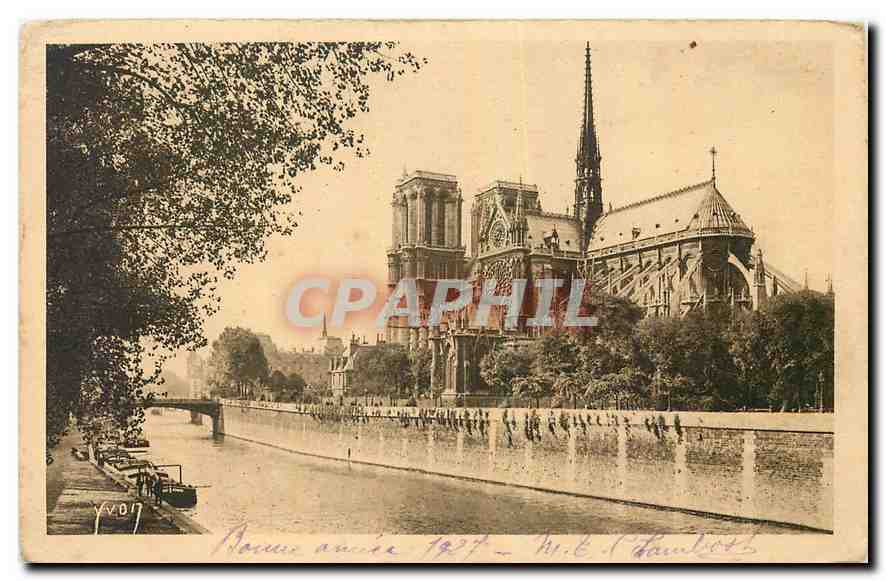 CPA Paris Notre Dame et le Square de l'Archeveche 