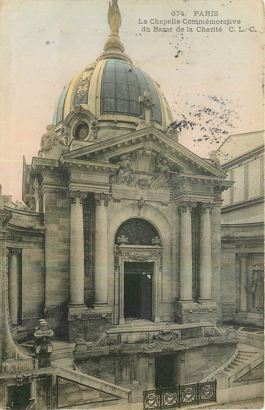 CPA Paris La Chapelle Commemorative du Bazar de la Charite 