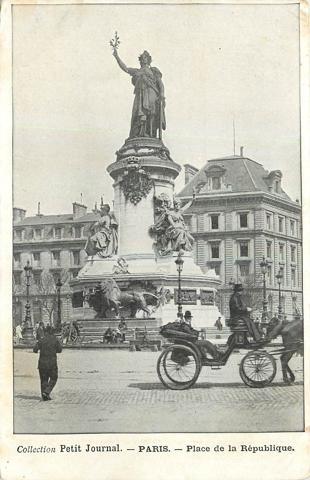 CPA Petit Journal Paris Place de la Rpublique 