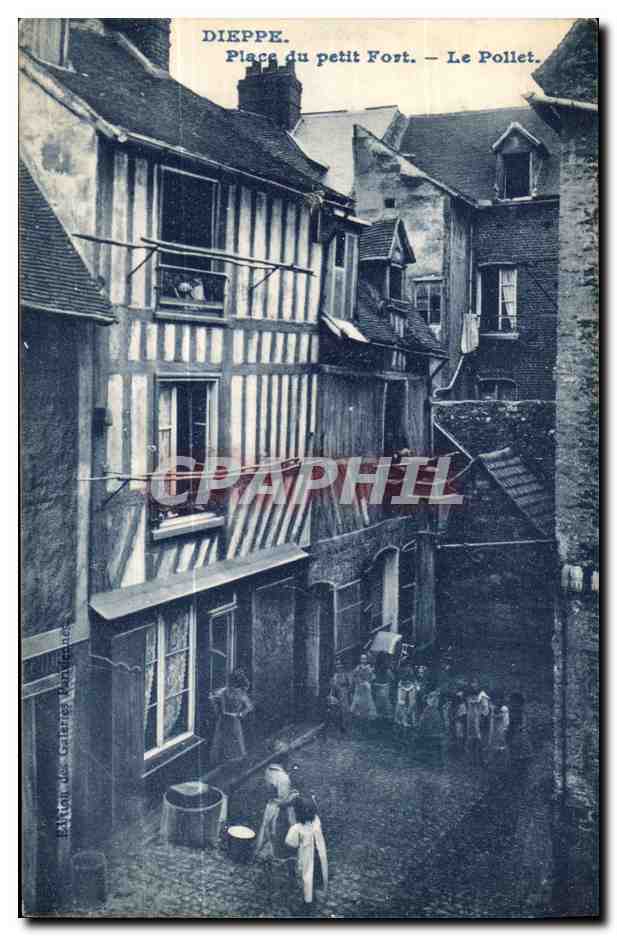 Dieppe cPA Place du petit fort Le Pollet