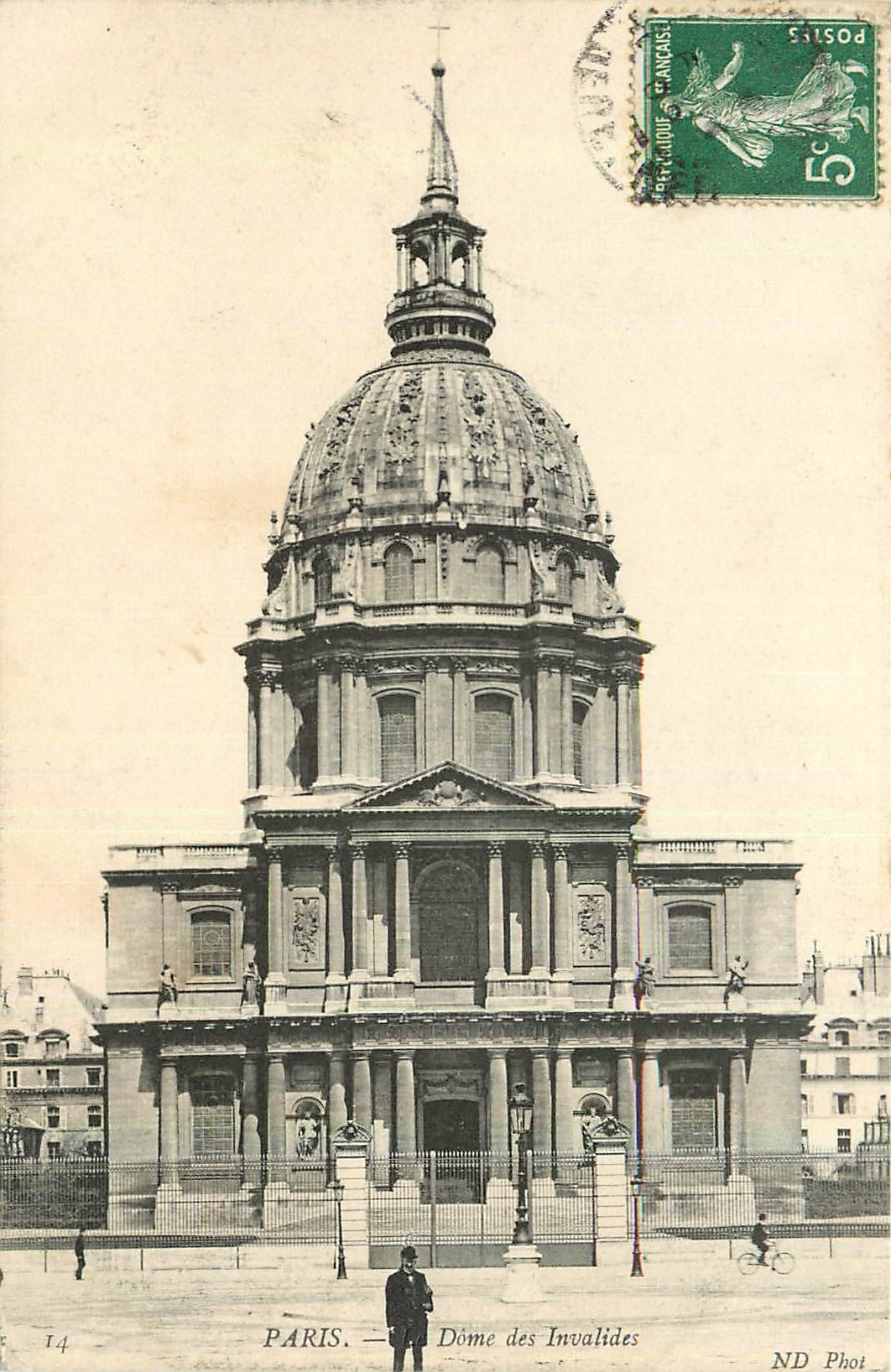 CPA Paris Le Dome des Invalides 