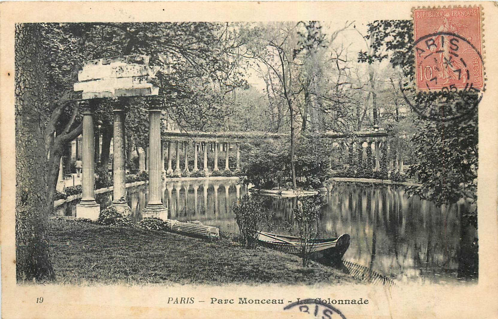 CPA Paris Parc Monceau La Colonnade 