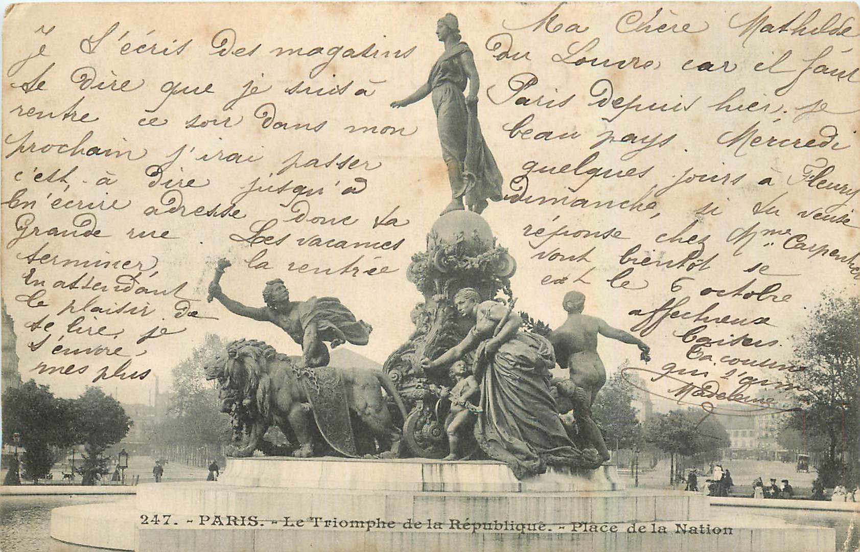 CPA Paris Le Triomphe de la Republique Place de la Nation 
