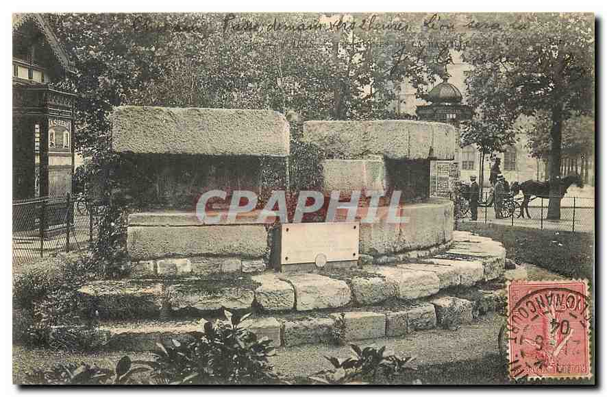 CPA Paris Les ruines de la Bastille