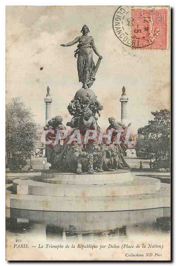 CPA Paris Le Triomphe de la Republique par Dalou Place de la Nation Lion
