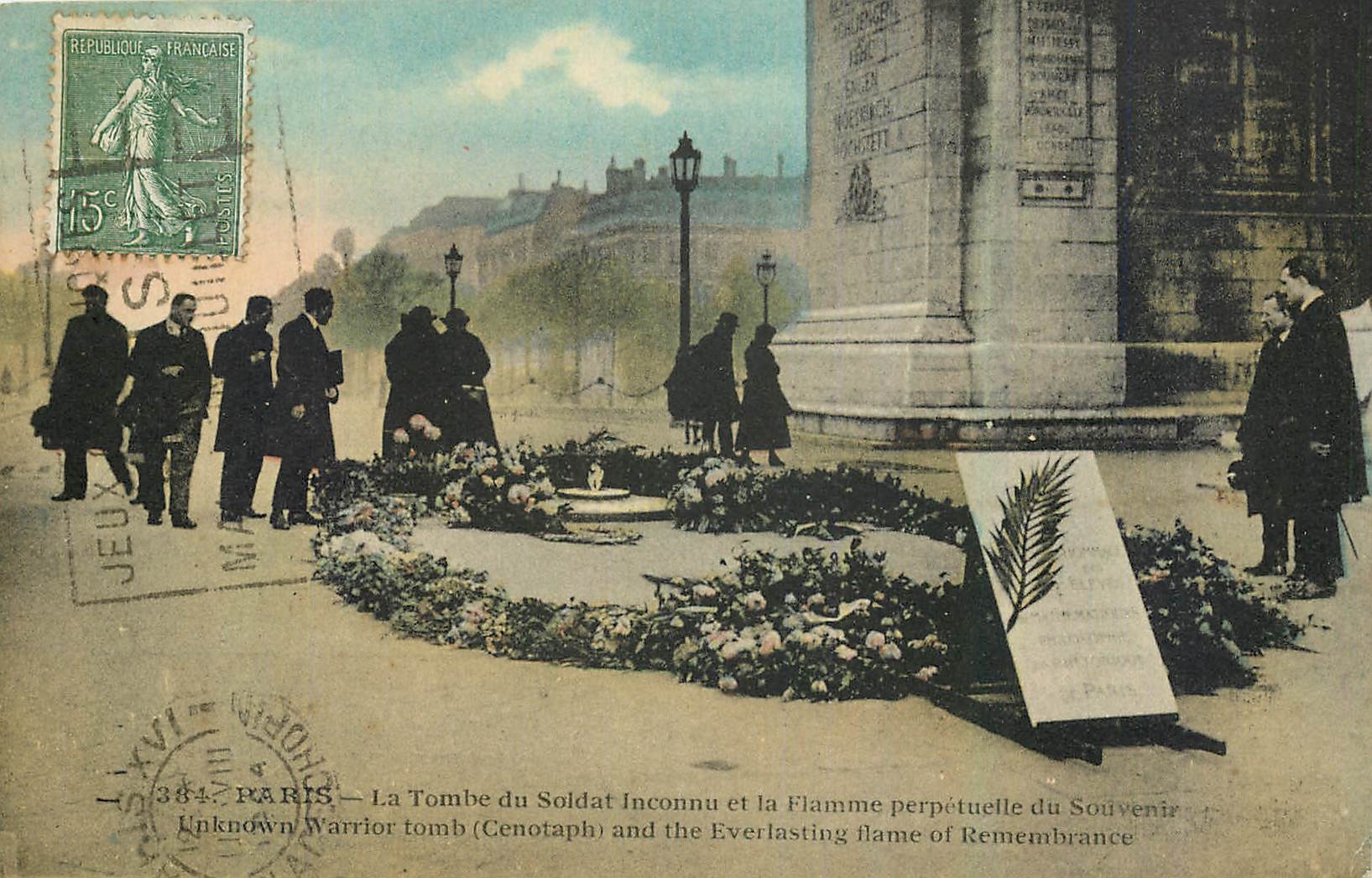 CPA Paris La Tombe du Soldat et la Flamme 