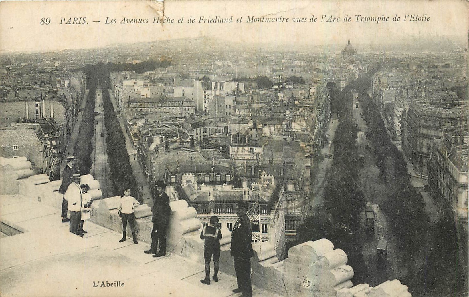 CPA Paris Les Avenues Hoche et le Friedland et Montmartre vues de l'Arc de Triomphe de l'Etoile 