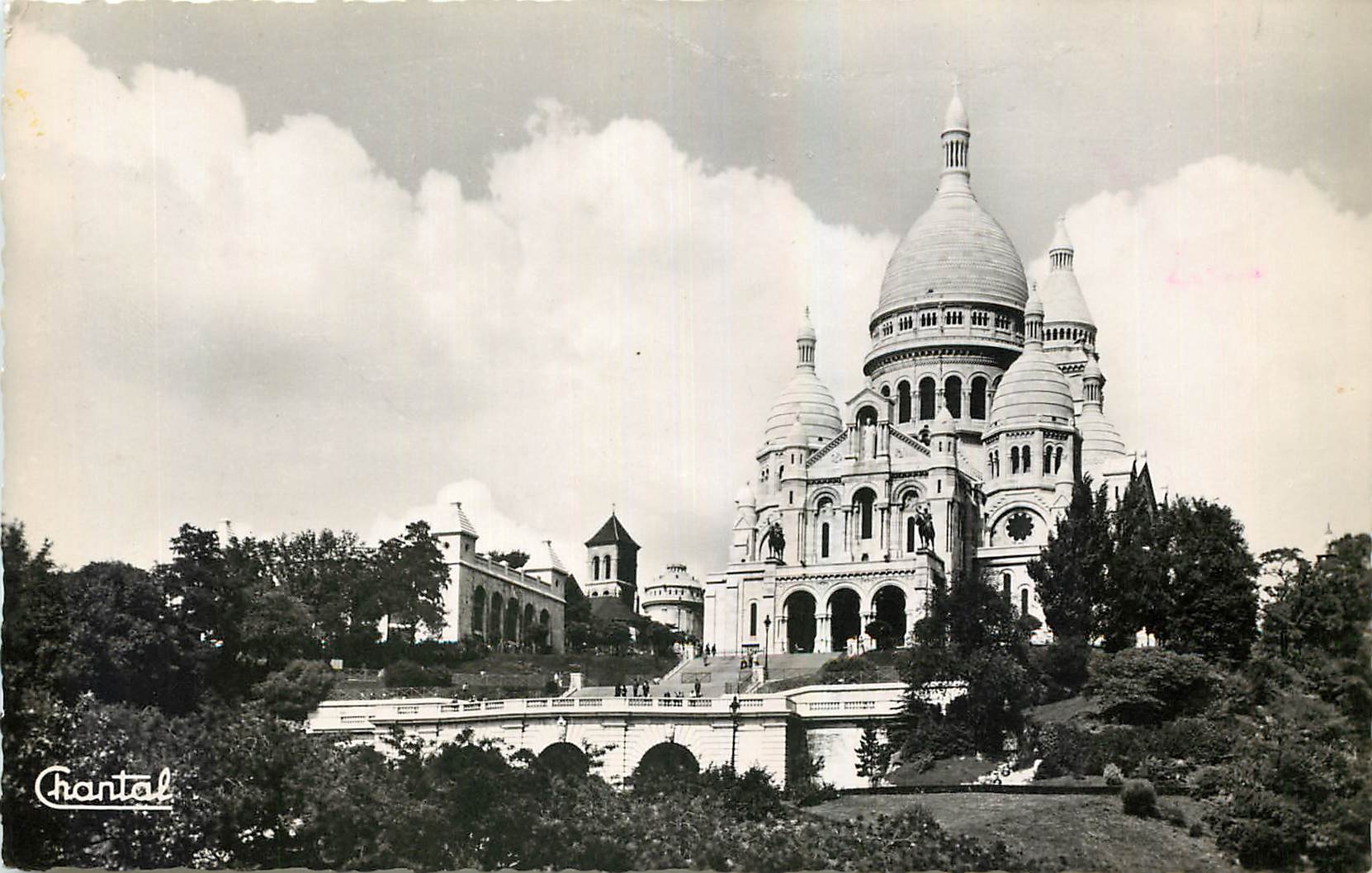 CPA Paris La Basilique du Sacre Coeur de Montmartre 