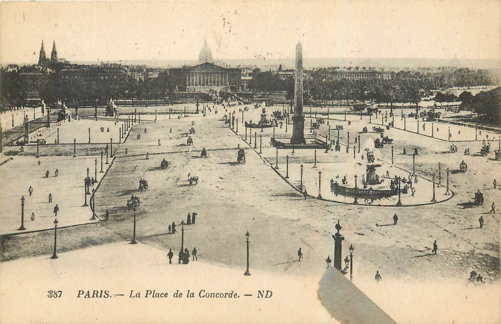 CPA Paris La Place de la Concorde 