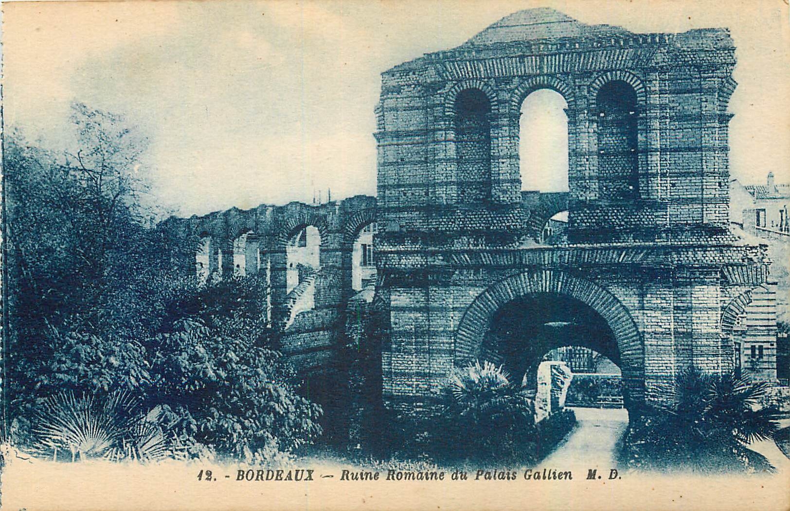 CPA Bordeaux Ruine Romaine du Palais Gallien 