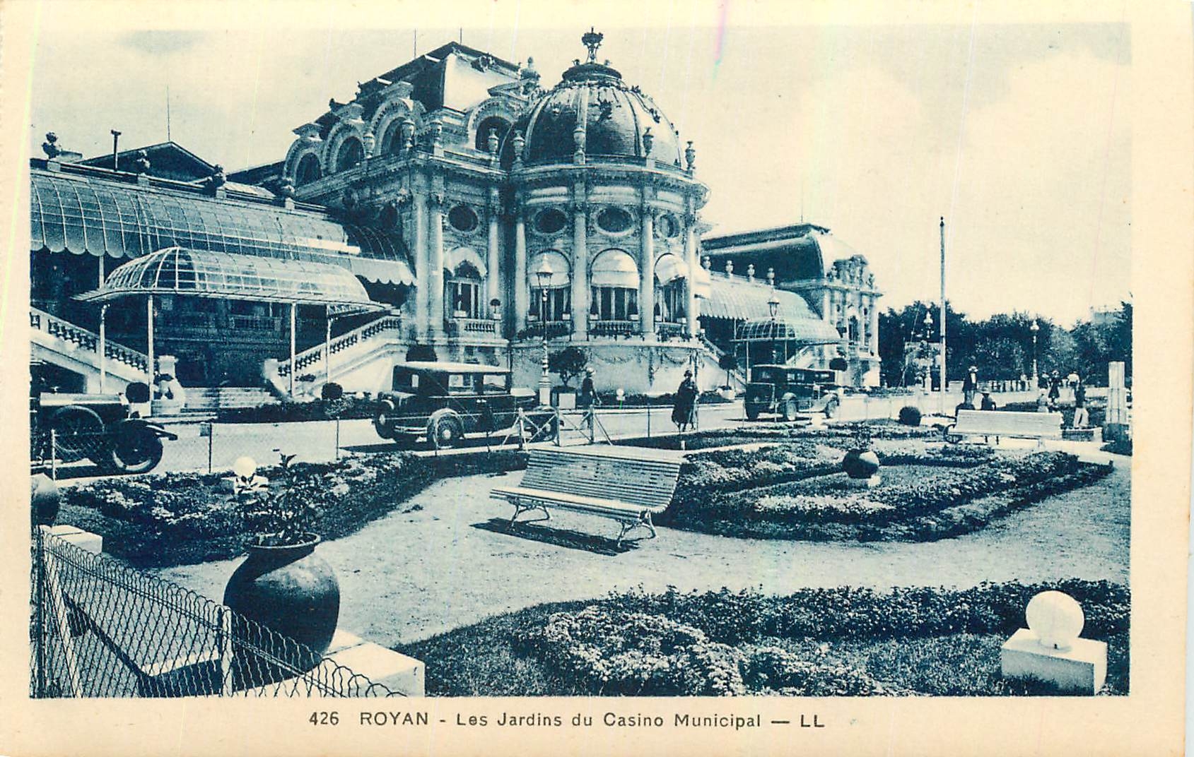 CPA Royan les Jardins du Casino Municipal 