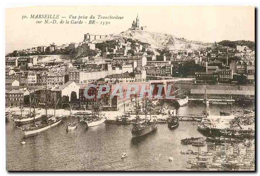 CPA Marseille Vue prise du Transbordeur sur N D de la Garde 