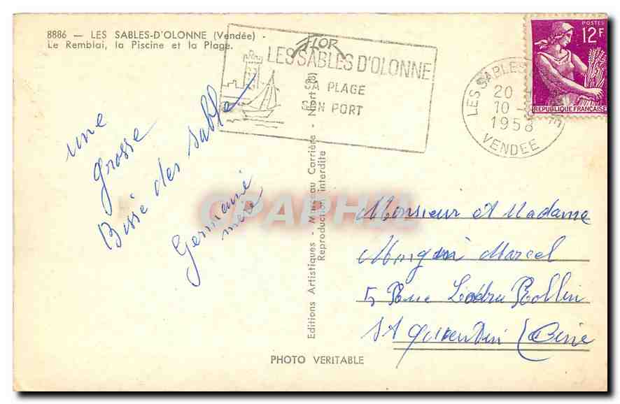 CPA Les Sables d'Olonne Vendee Le Remblai la Piscine et la Plage  — Back
