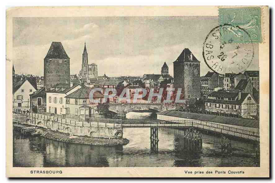 CPA Strasbourg Vue prise des Ponts Couverts 
