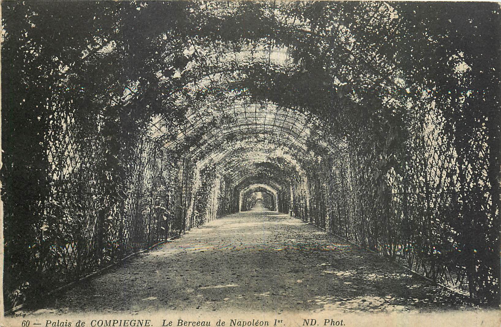 CPA Palais de Compiegne Le Berceau de Napoleon I 