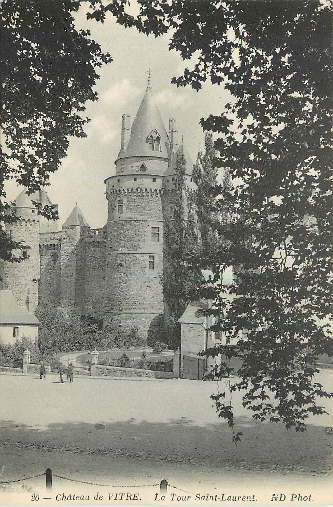 CPA Chateau de Vitre La Tour Saint Laurent 
