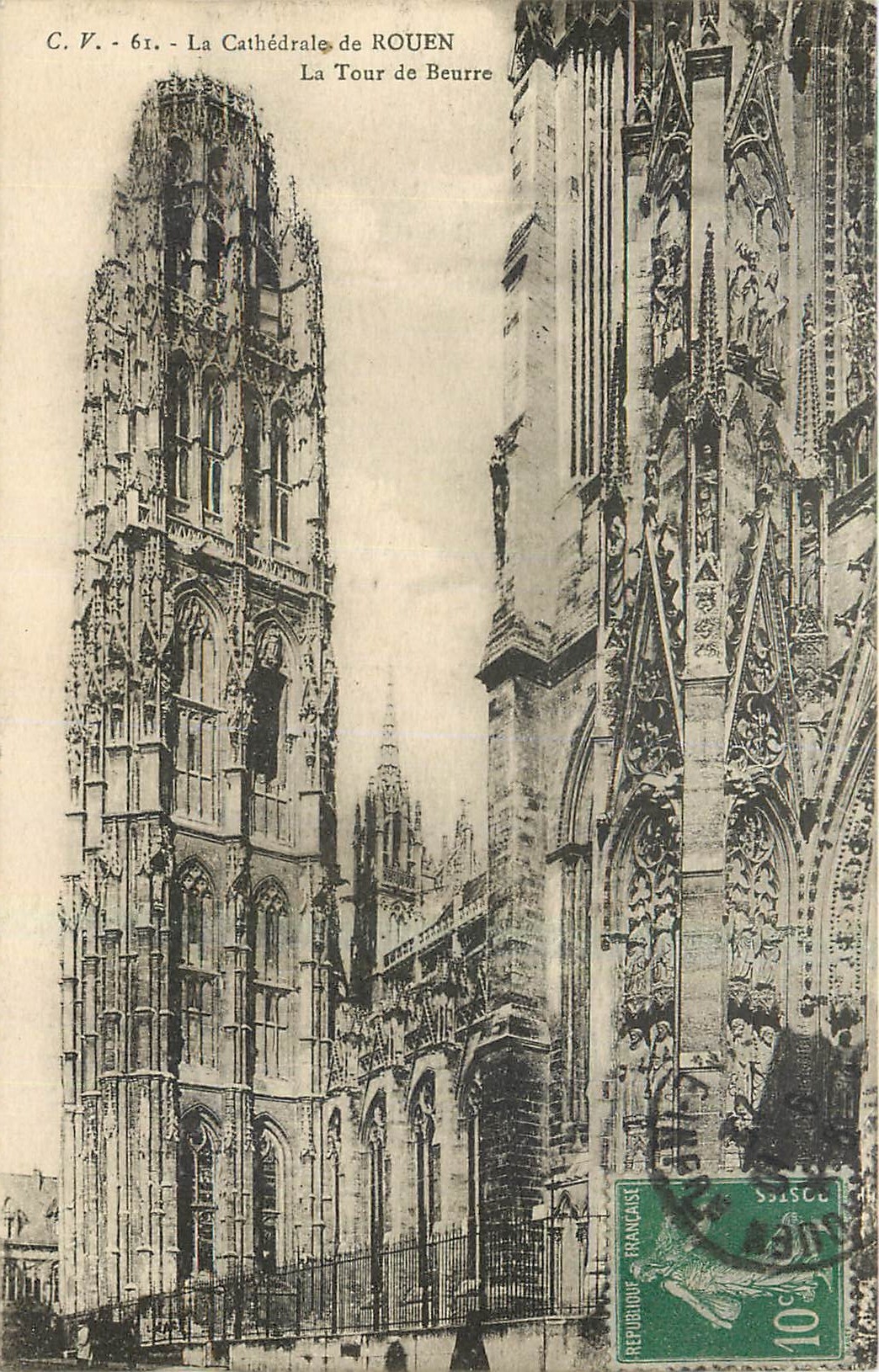 CPA La Cathedrale de Rouen La Tour de Beurre 