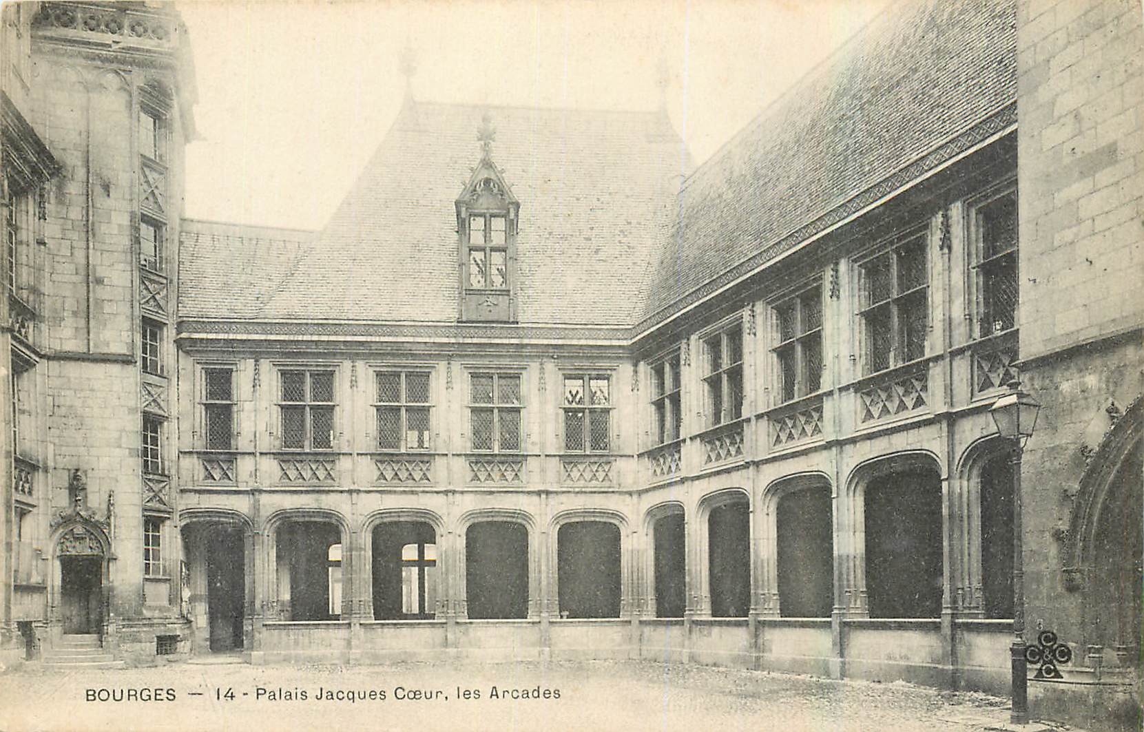 CPA Bourges Palais Jacques Coeur les Arcades 