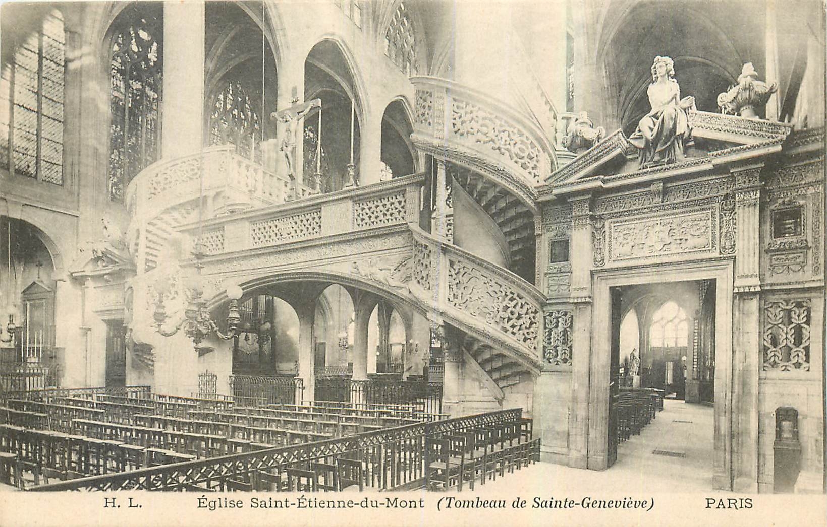CPA Eglise Saint Etienne du Mont Tombeau de Sainte Genevieve Paris