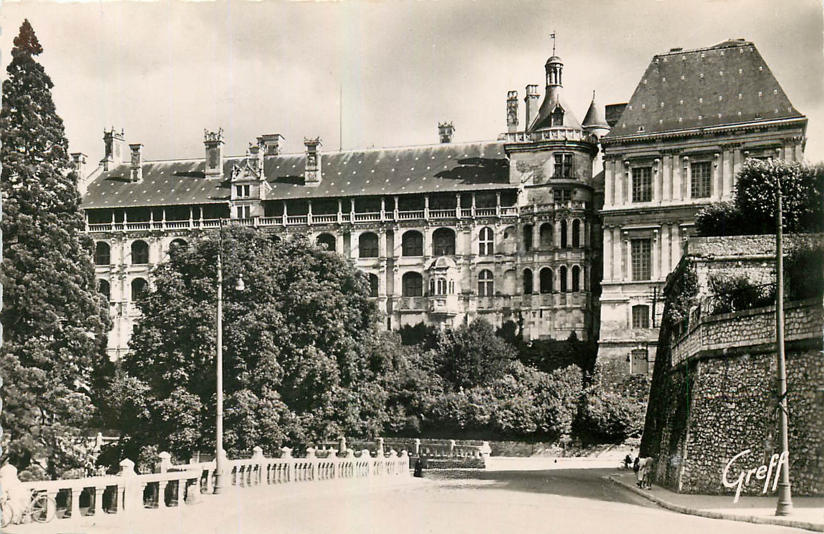 Le Château de Blois — façade François Ier — Greff, éditeur