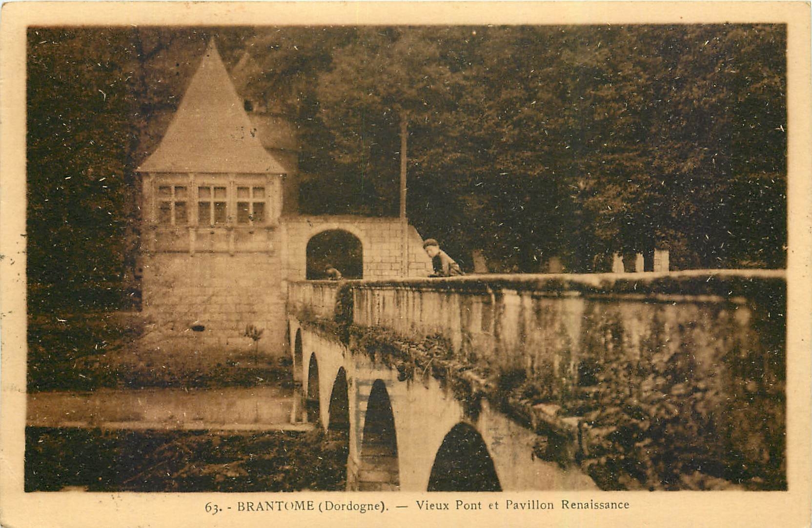 CPA Brantome Dordogne Vieux pont et Pavillon Renaissance 