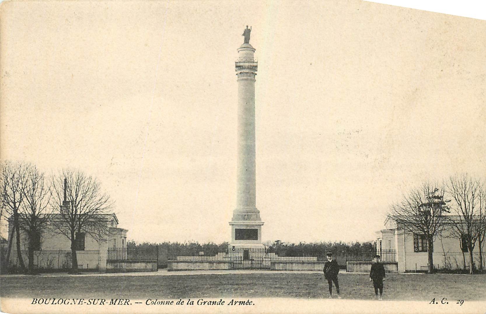 CPA Boulogne sur Mer Colonne de la Grande Armee 