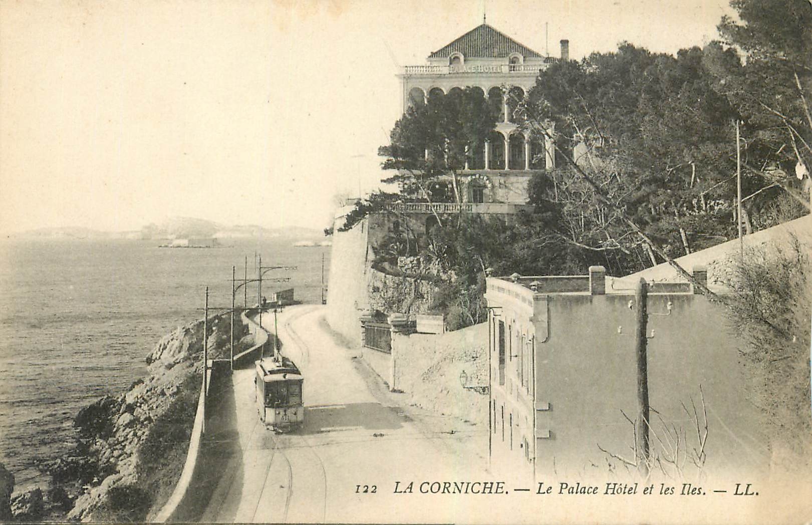 CPA La Corniche Le Palace Hotel et les Iles Marseille