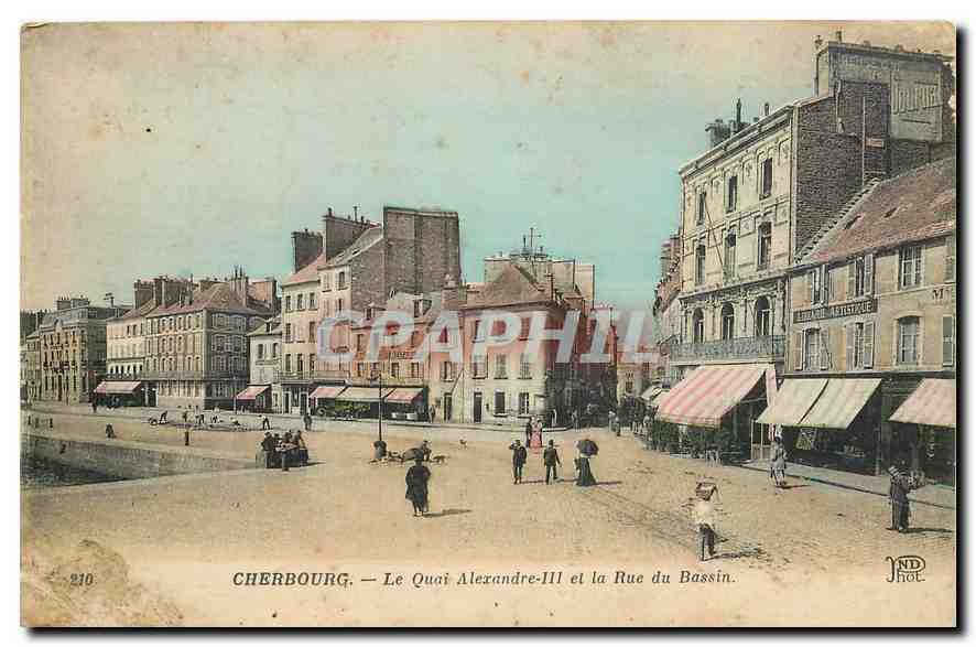 CPA Cherbourg Le Quai Alexandre III et la Rue du Bassin 