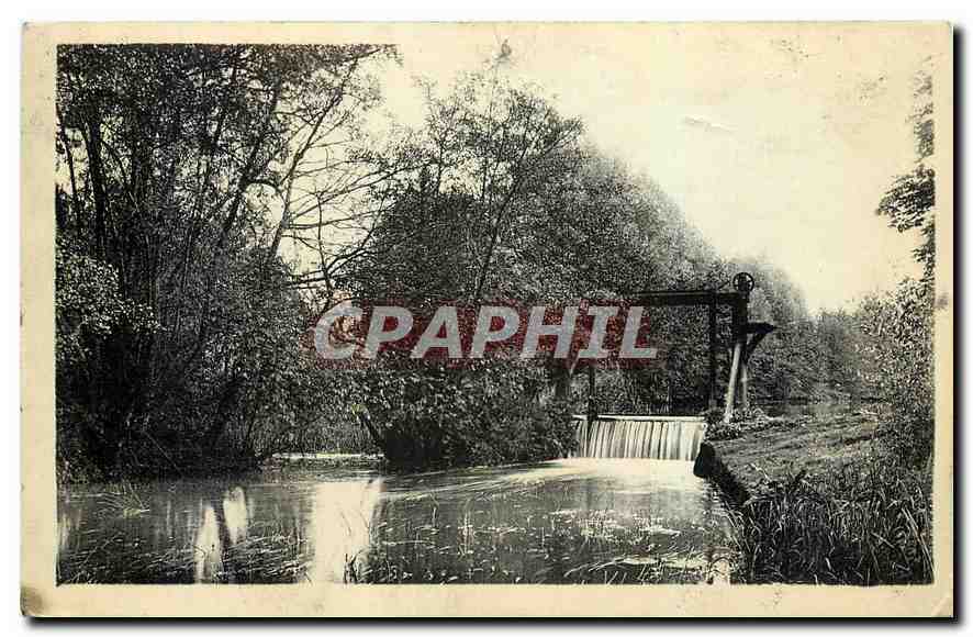 CPA Montry S et M Le Morin Deversoir du Moulin de Liarry 