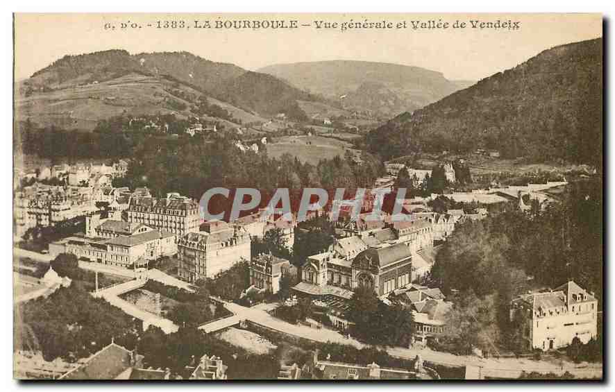 CPA La Bourboule Vue generale et Vallee de Vendeix 