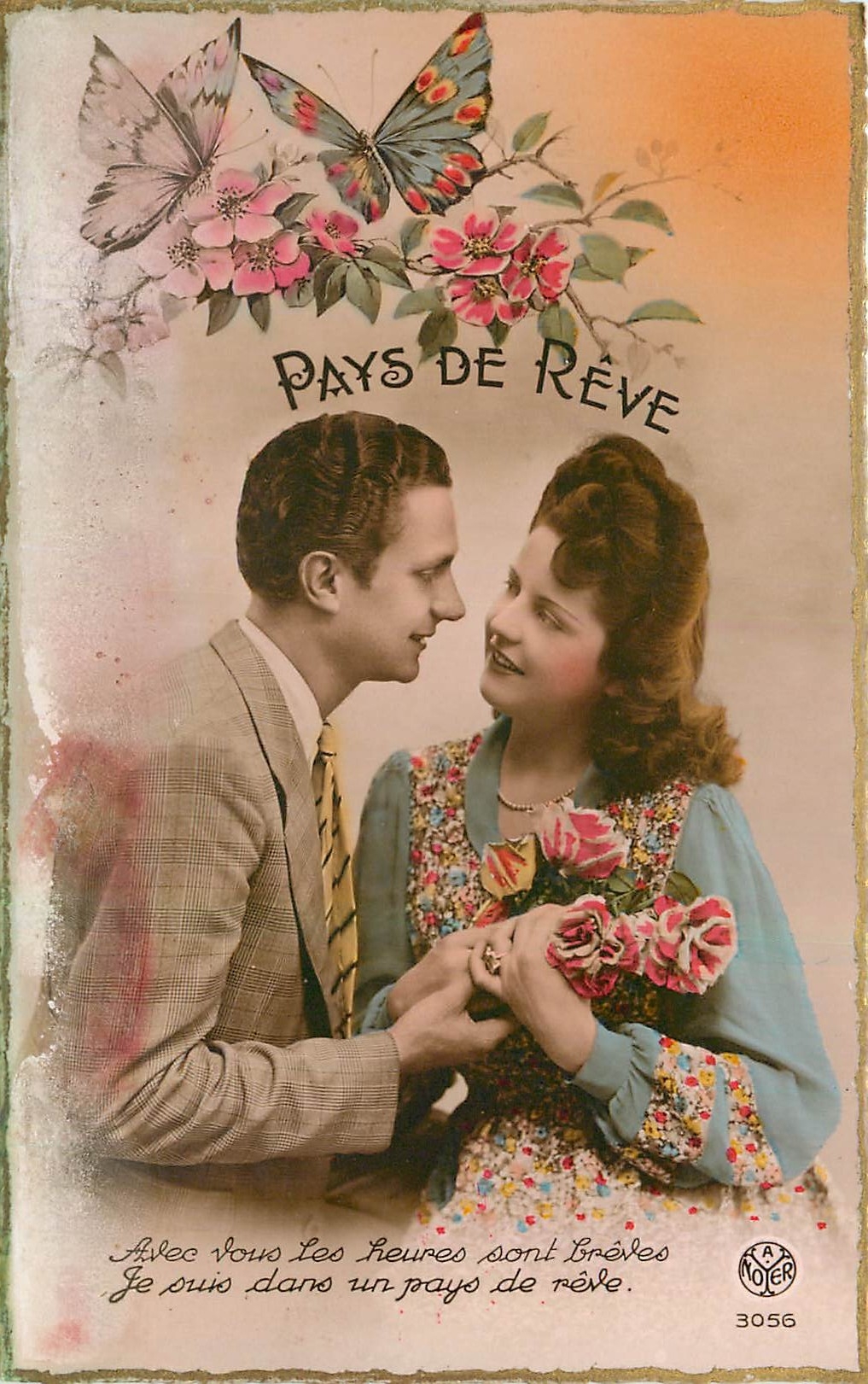 CPA Pays de Reve Femme Papillon