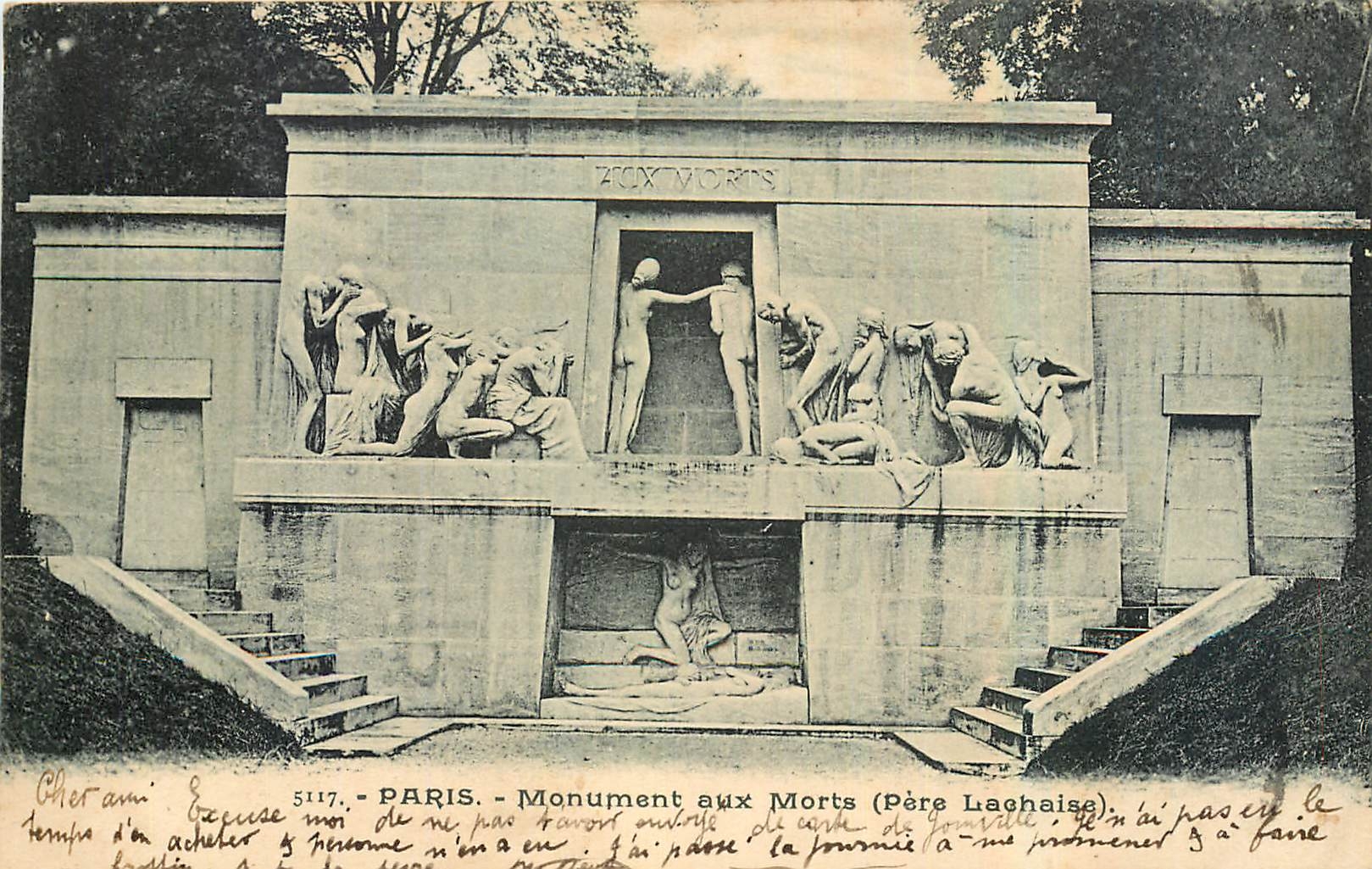 CPA Paris Monument aux Morts Pere Lachaise 