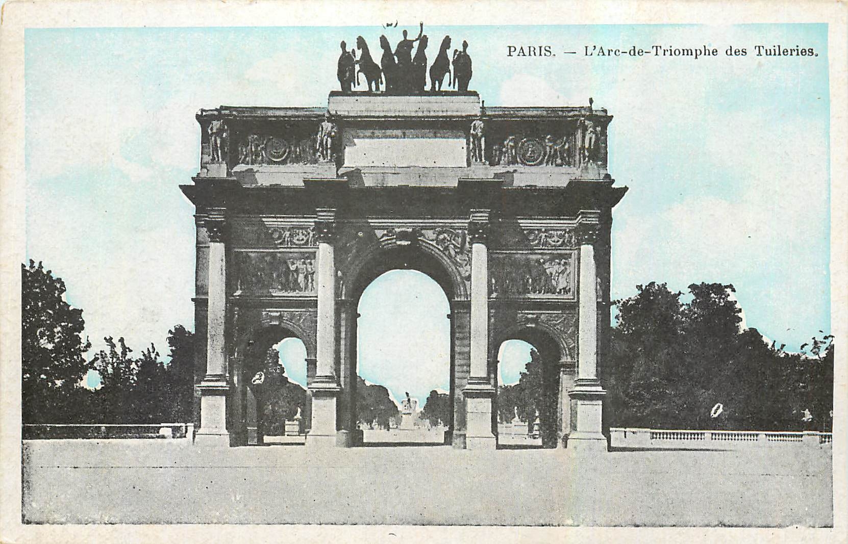 CPA Paris l'Arc de Triomphe des Tuileries 