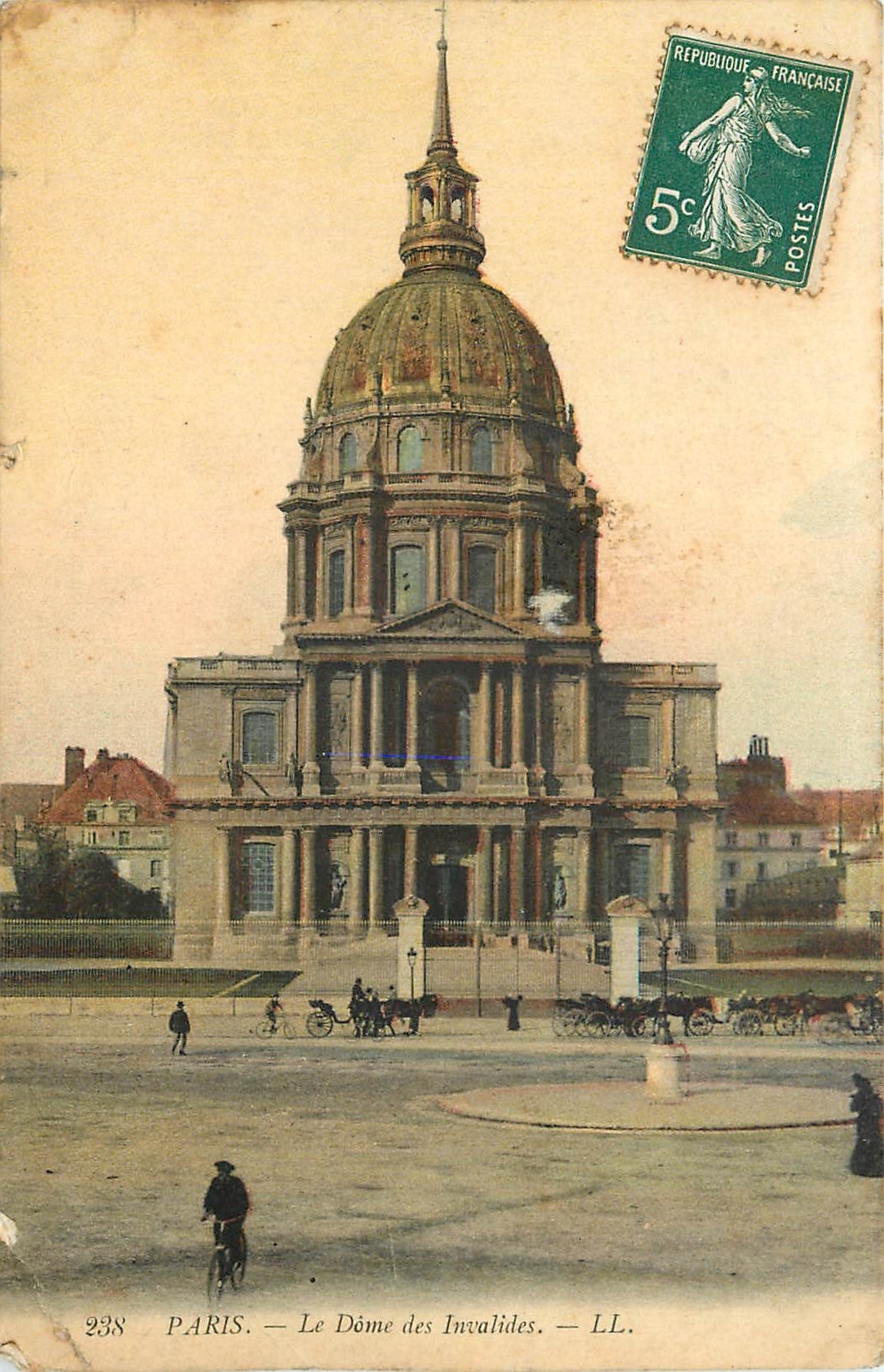 CPA Paris Le Dome des Invalides 