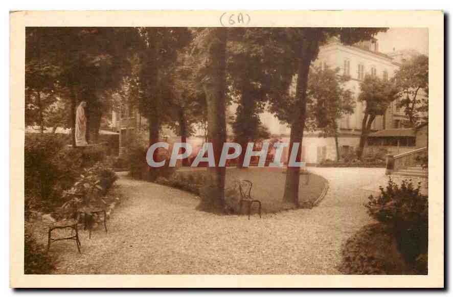 CPA Le Jardin Paris Maison Mere des auxiliatrices du purgatoire Rue St Jean Baptiste de la Salle