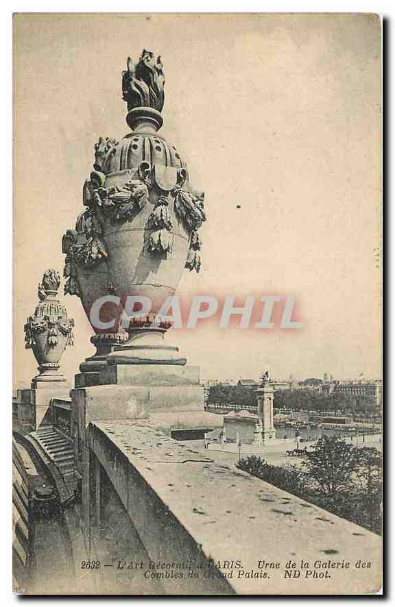 CPA L'Art Decornif de Paris Urne de la Galerie des Combles du Grand Palais 