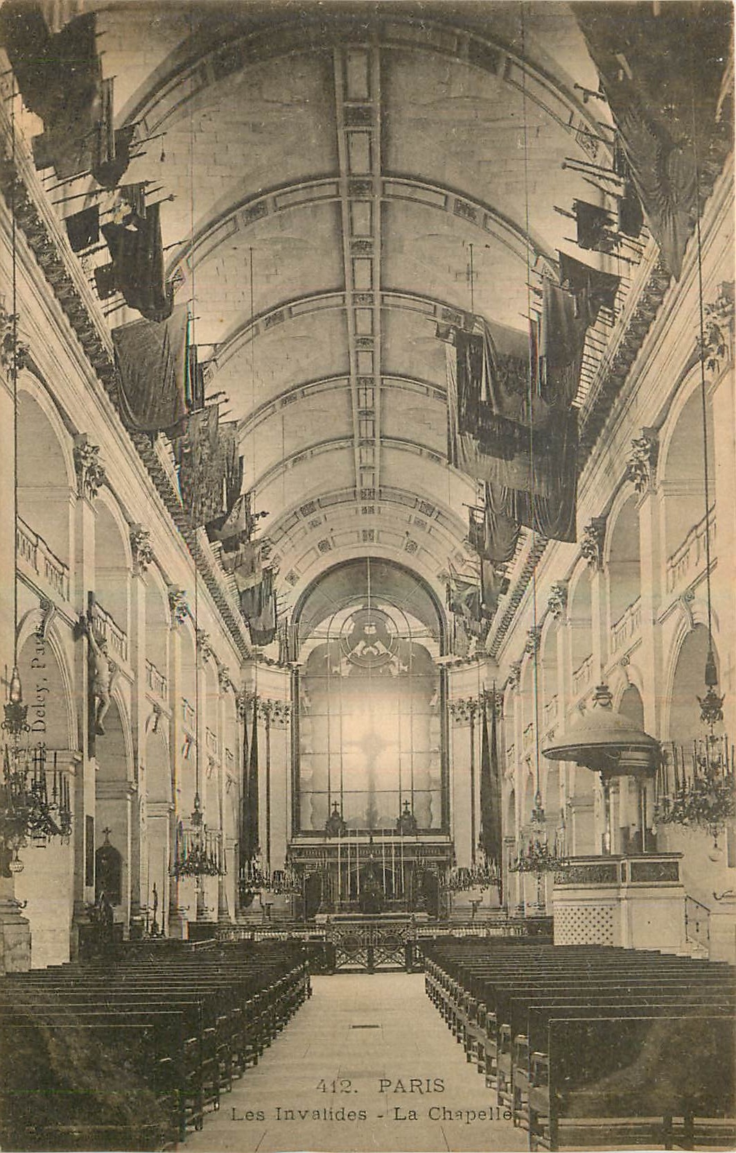 CPA Paris Les Invalides La Chapelle 