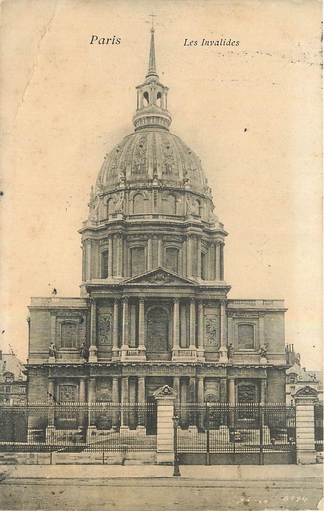 CPA Paris Les Invalides 