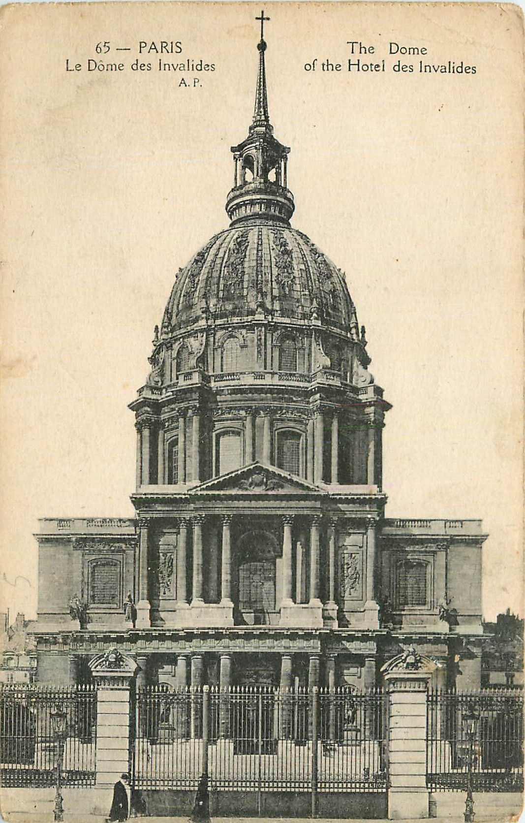 CPA Paris Le Dome des Invalides 