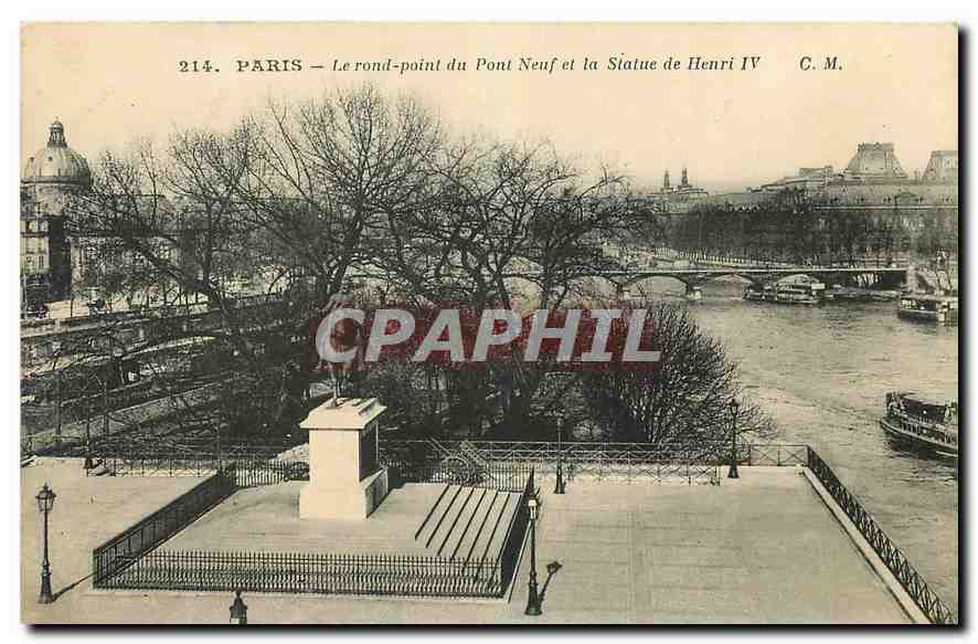 CPA Paris Le rond point du Pont Neuf et la Statue de Henri IV 